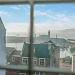 2 Bed In Oc-s027 Holiday home Scarborough