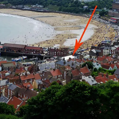 Harbour View * Scarborough